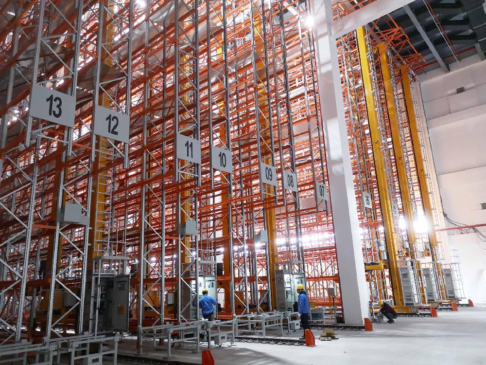 定制橫梁式貨架時(shí)應(yīng)該注意哪些問(wèn)題呢？